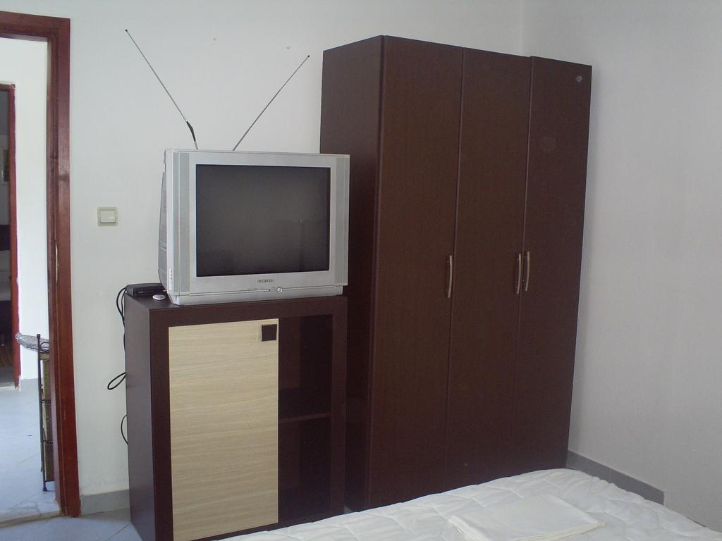 Apartmani Dado Ulcinj Esterno foto